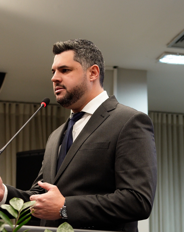 Marlon Mallassa, autor de O Código da Cura